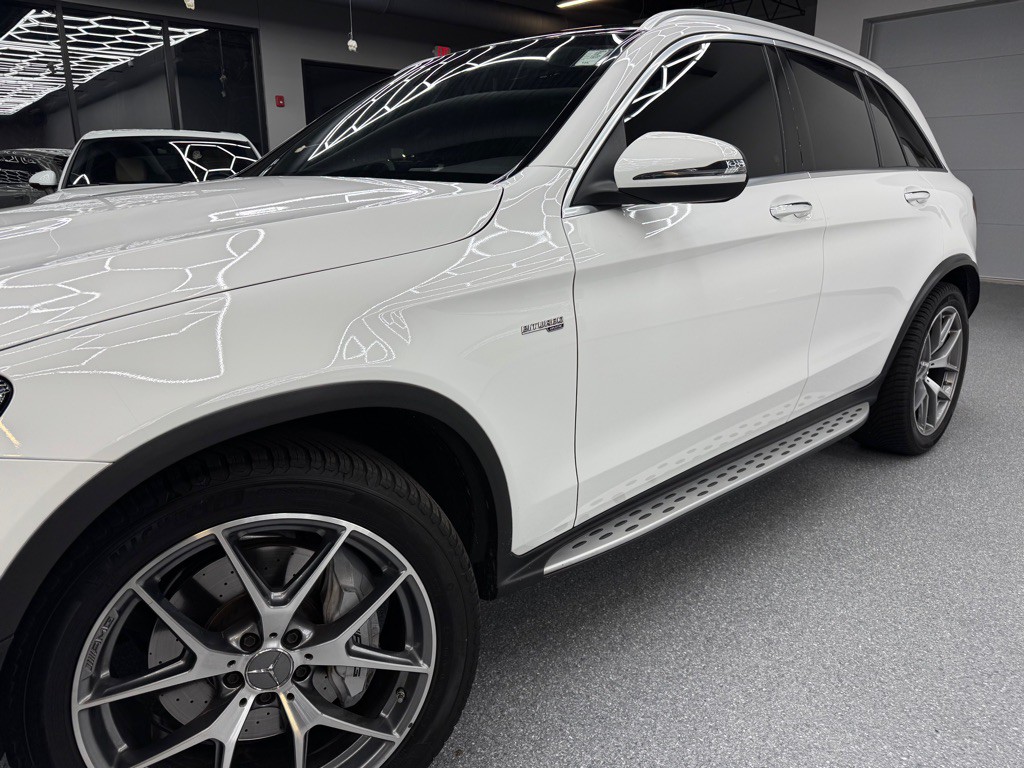 2022 Mercedes-Benz GLC-Class Image 8