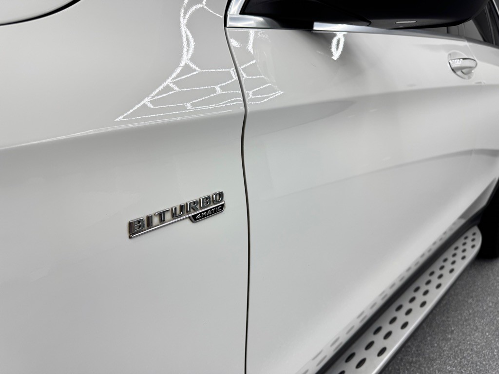 2022 Mercedes-Benz GLC-Class Image 9