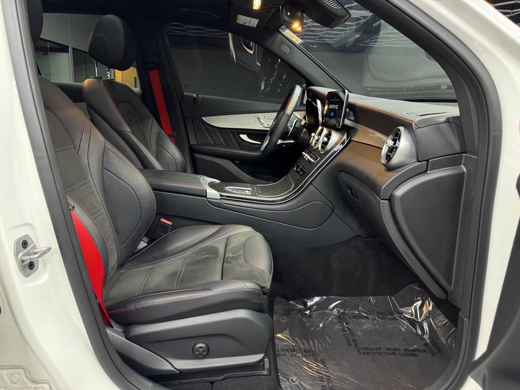 2022 Mercedes-Benz GLC-Class Image 29