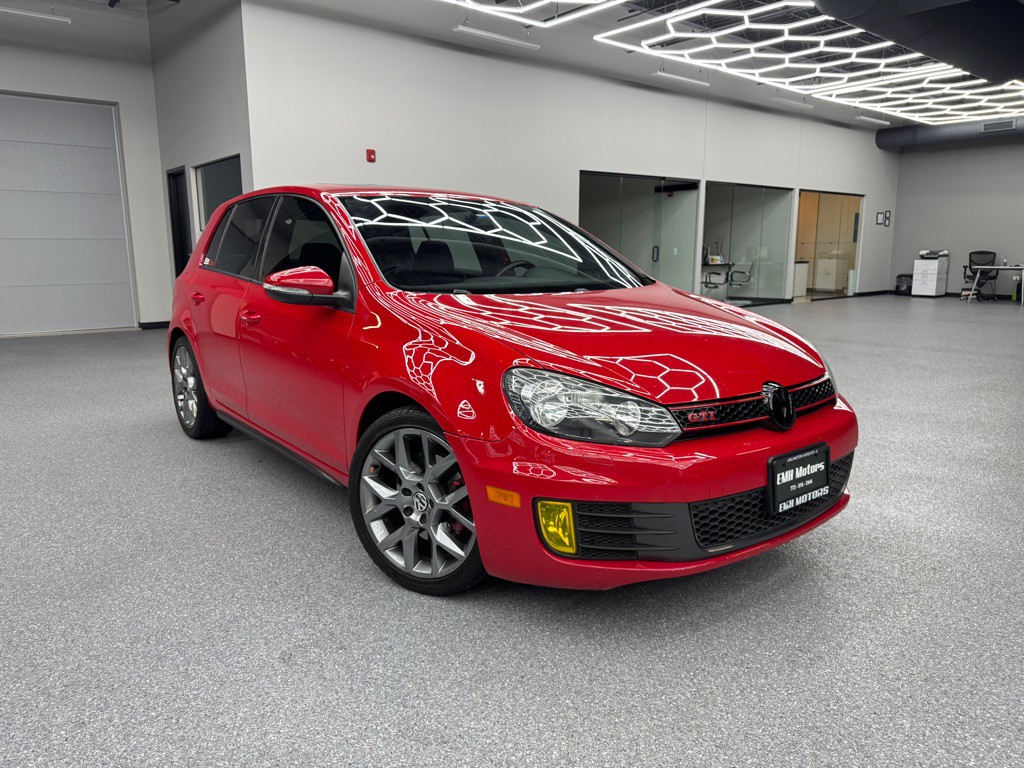 2013 Volkswagen GTI Image 1