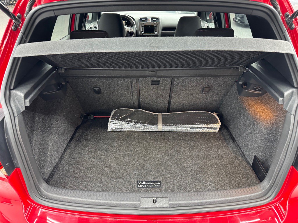 2013 Volkswagen GTI Image 16