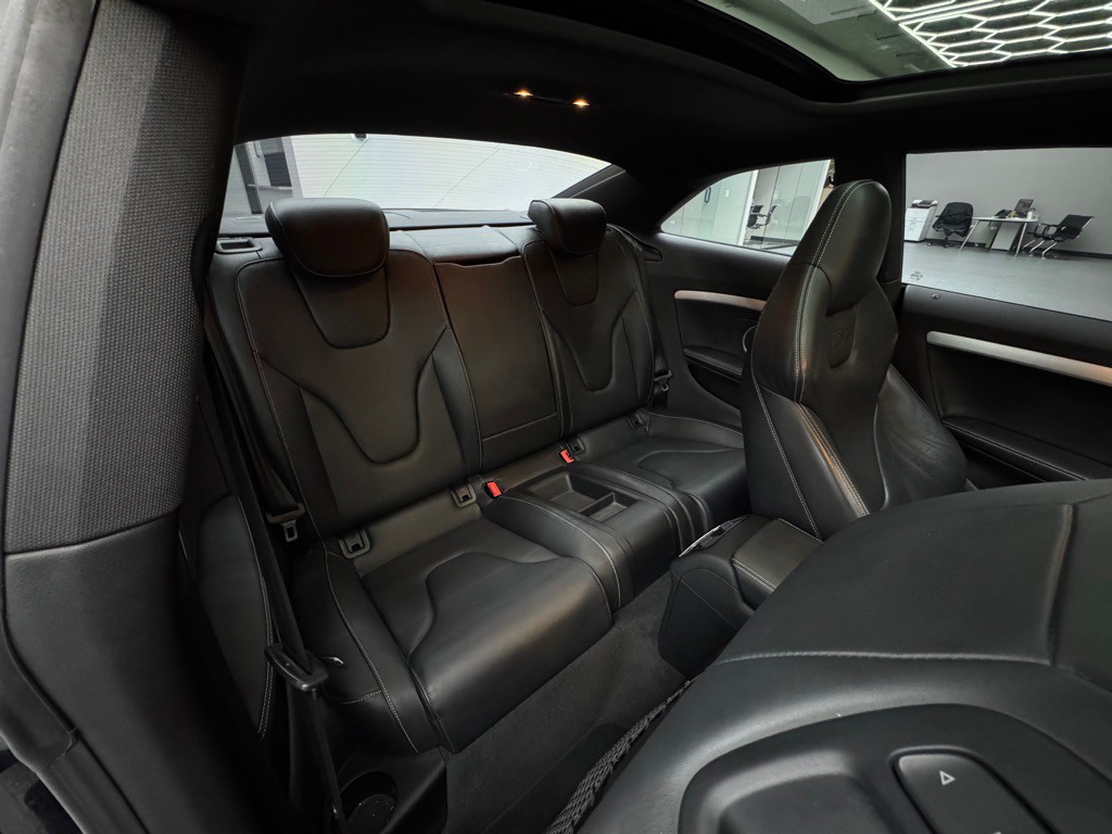 2013 Audi S5 Image 27