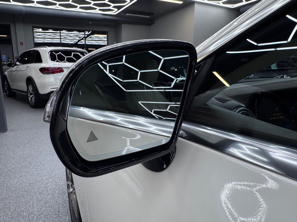 2018 Mercedes-Benz E-Class Image 18