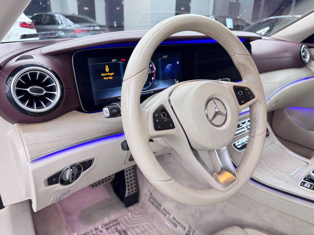 2018 Mercedes-Benz E-Class Image 21
