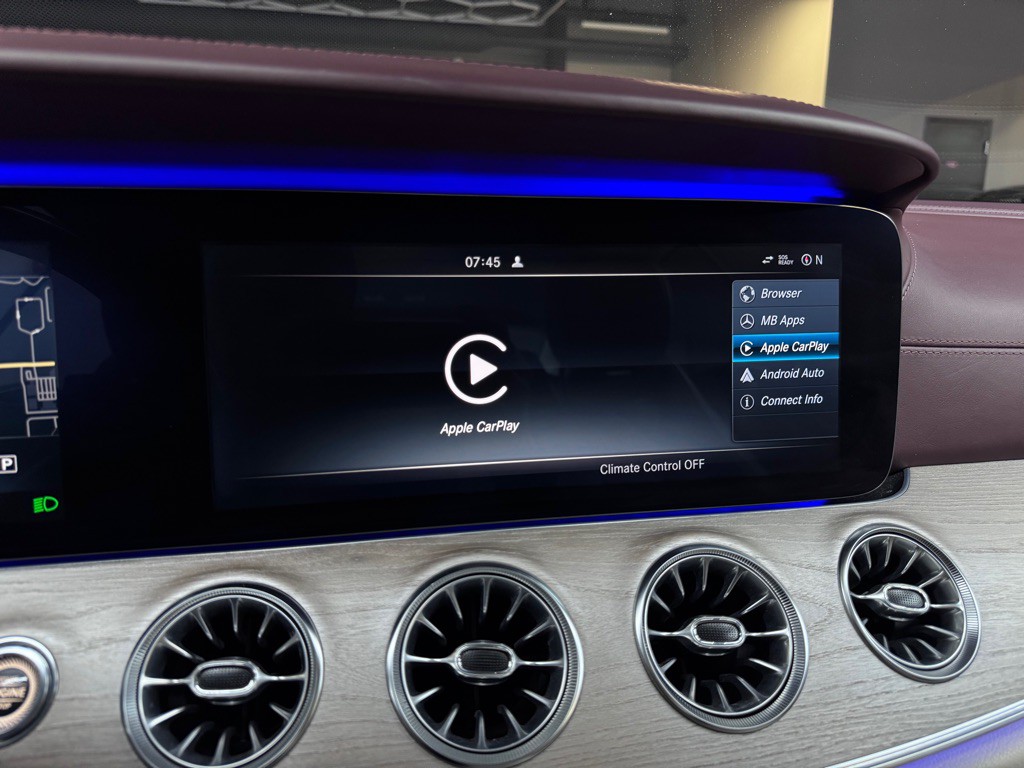 2018 Mercedes-Benz E-Class Image 32