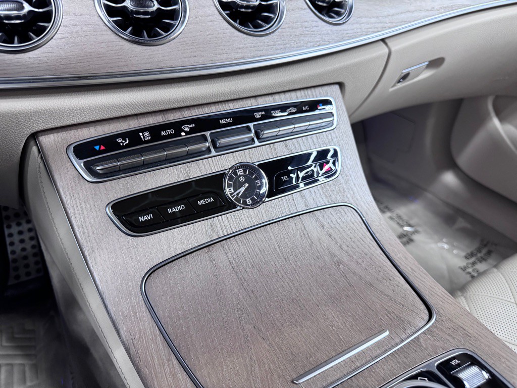 2018 Mercedes-Benz E-Class Image 37