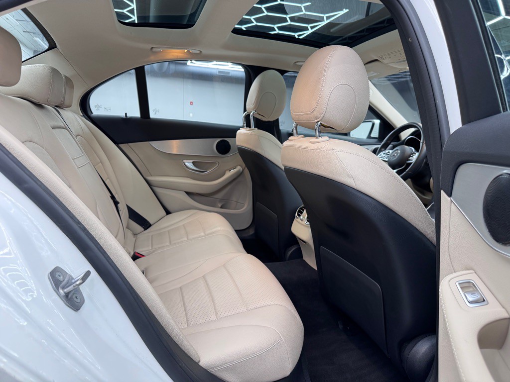 2019 Mercedes-Benz C-Class Image 24