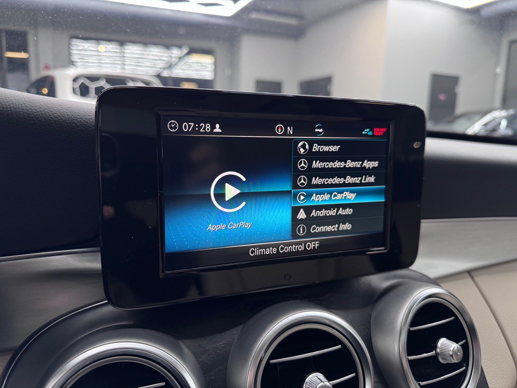 2019 Mercedes-Benz C-Class Image 30