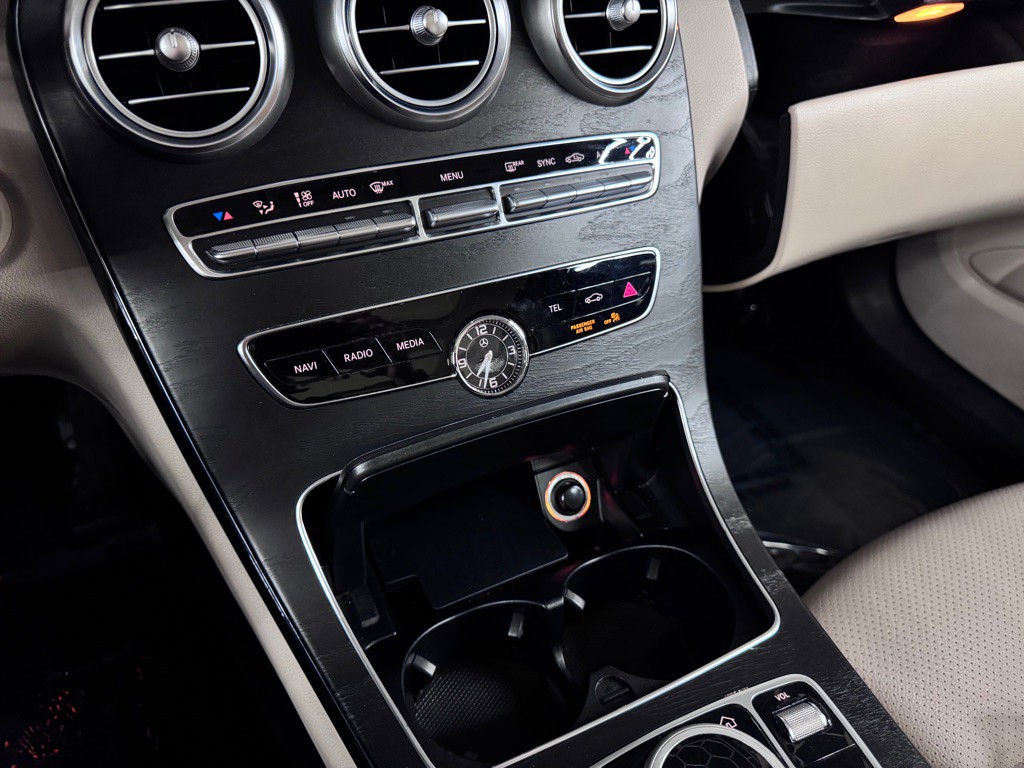 2019 Mercedes-Benz C-Class Image 34