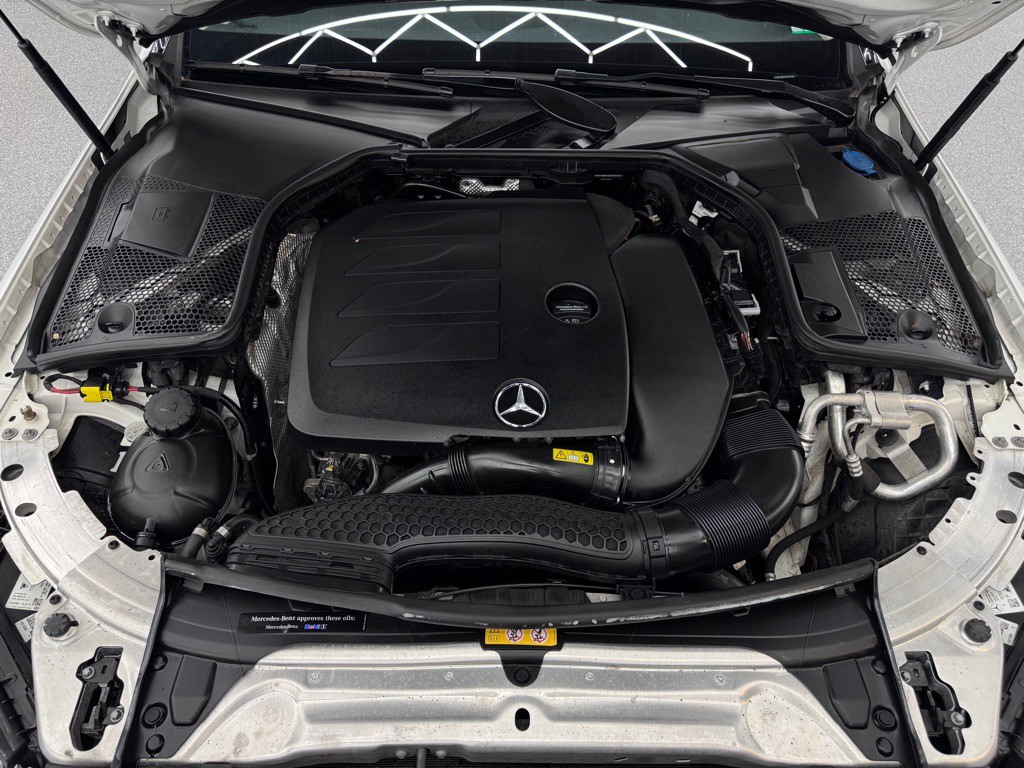2019 Mercedes-Benz C-Class Image 38