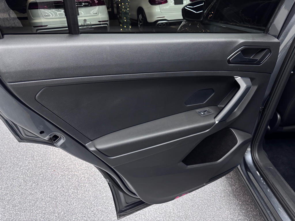 2018 Volkswagen Tiguan Image 18