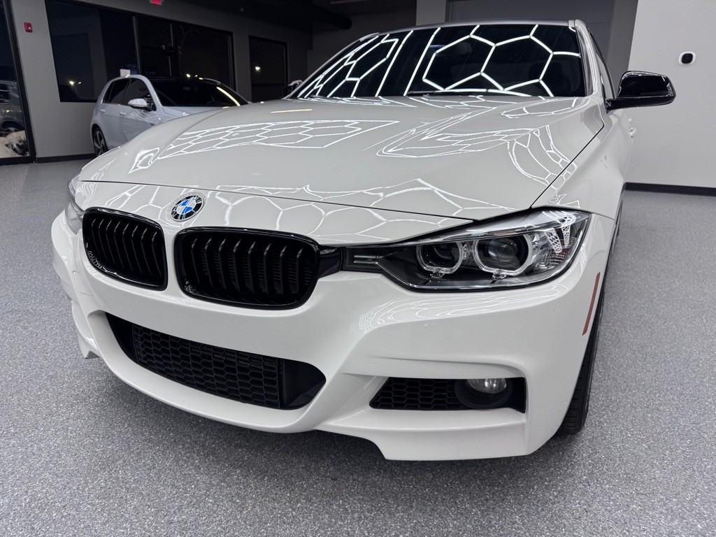 2015 BMW 3 Series Image 5