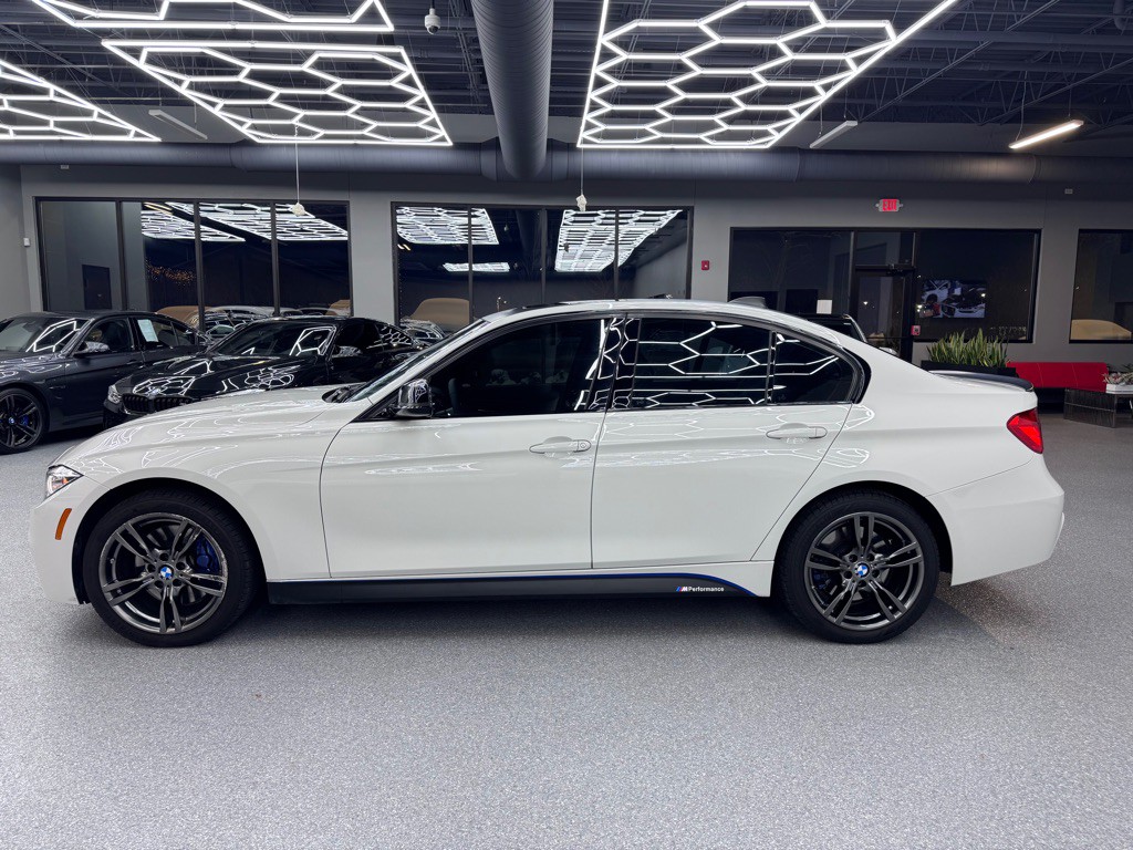 2015 BMW 3 Series Image 8