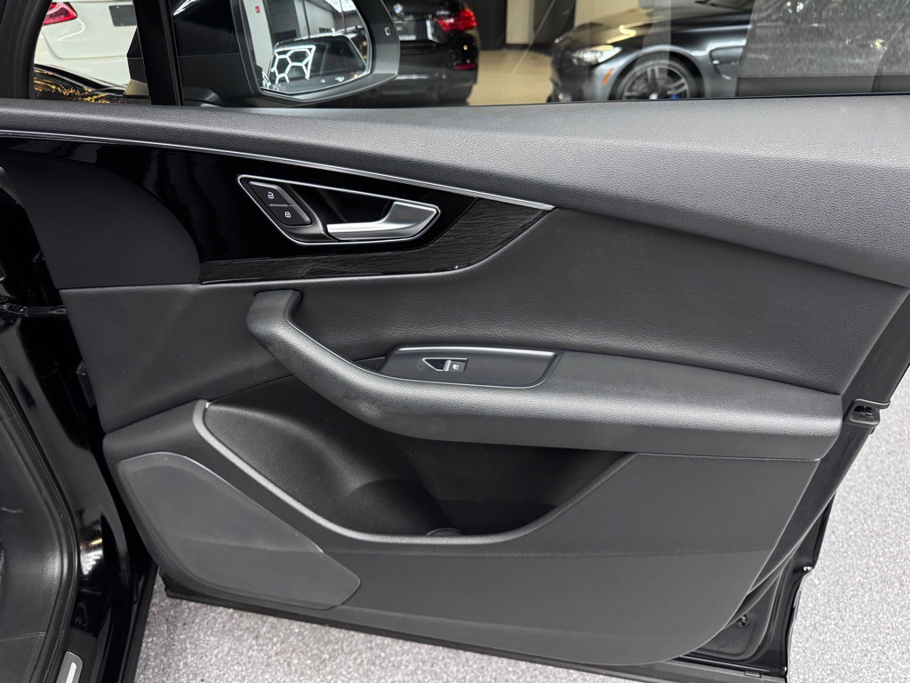 2017 Audi Q7 Image 22