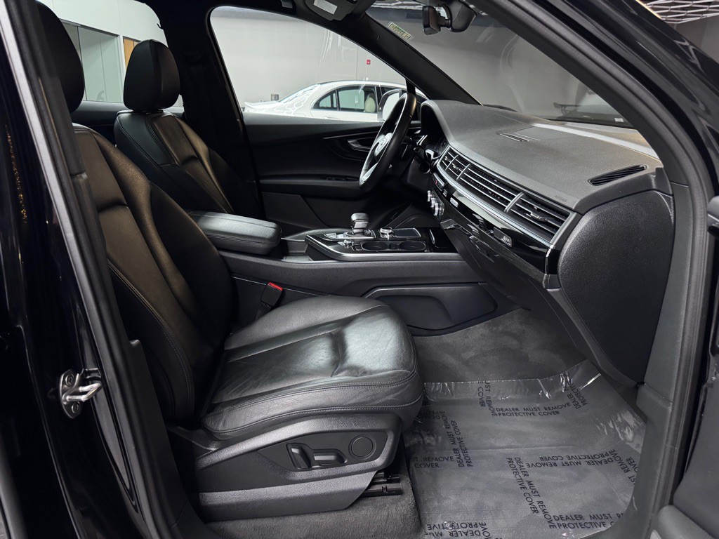 2017 Audi Q7 Image 23