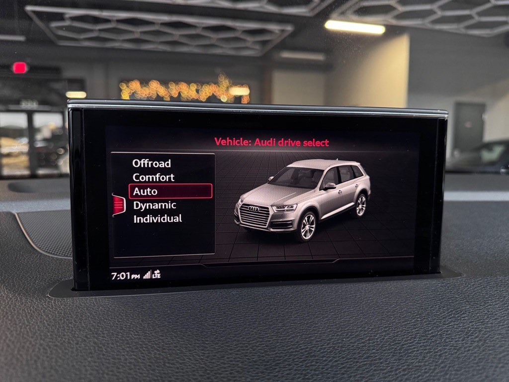 2017 Audi Q7 Image 27