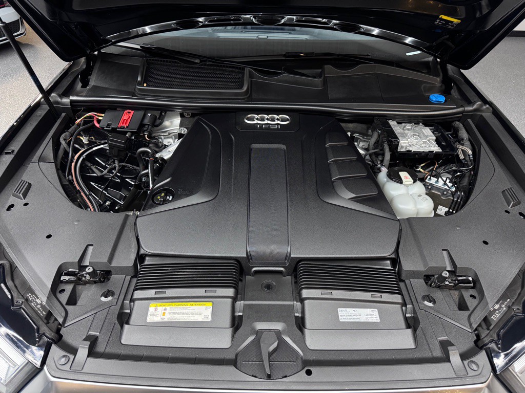 2017 Audi Q7 Image 33