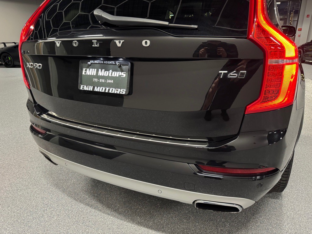 2018 Volvo XC90 Image 11