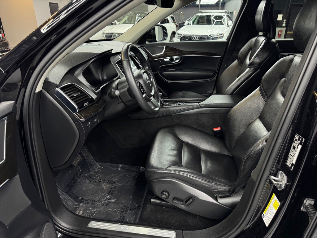 2018 Volvo XC90 Image 17