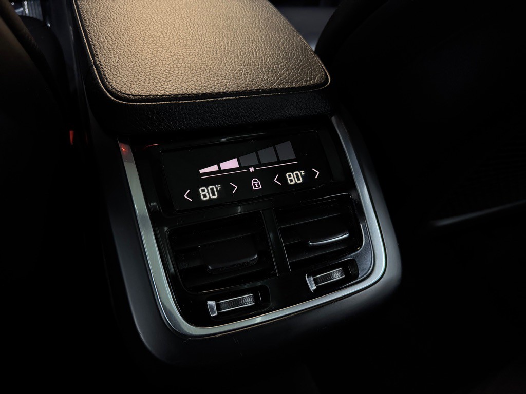 2018 Volvo XC90 Image 26