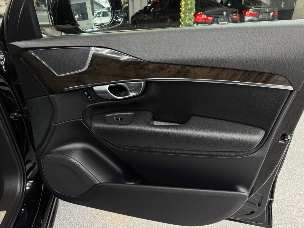 2018 Volvo XC90 Image 27