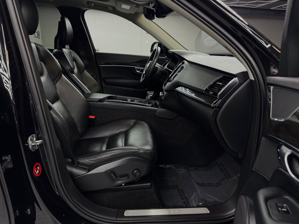 2018 Volvo XC90 Image 28