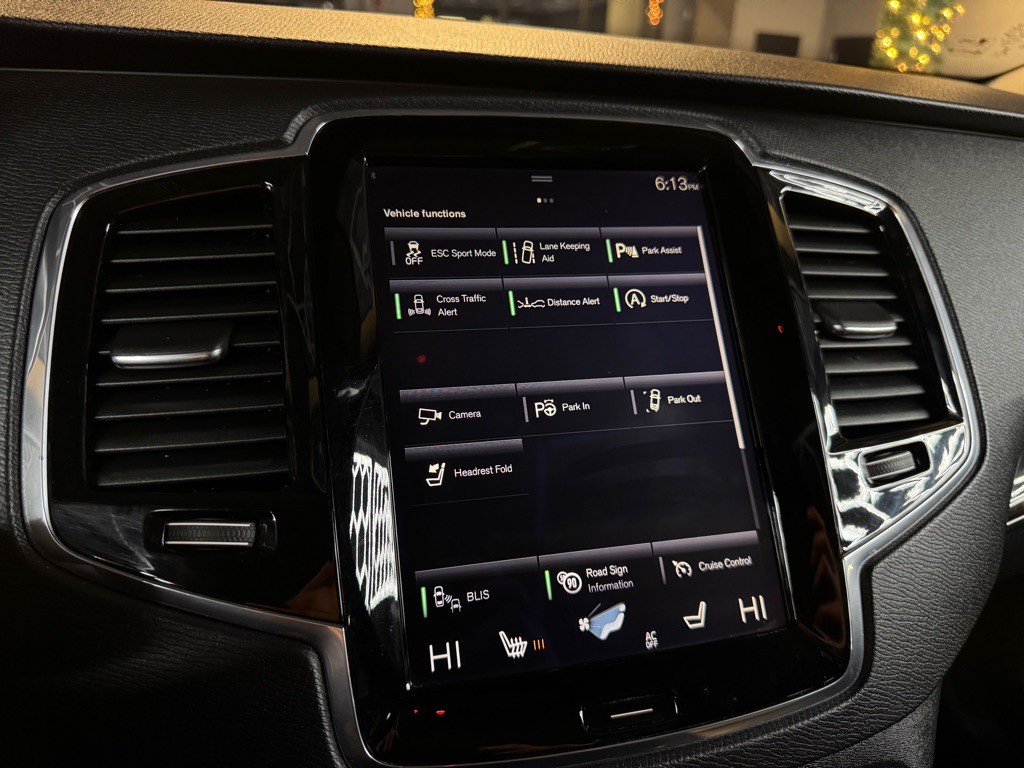 2018 Volvo XC90 Image 36