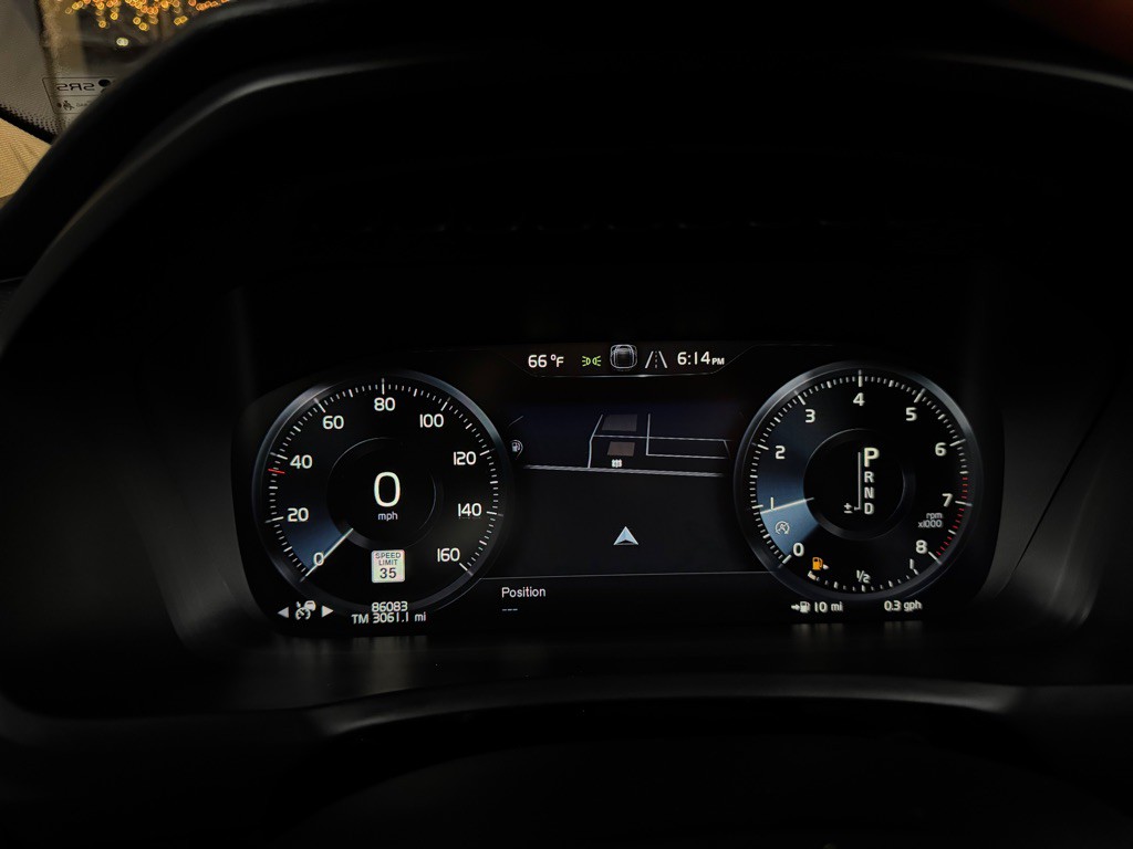 2018 Volvo XC90 Image 40