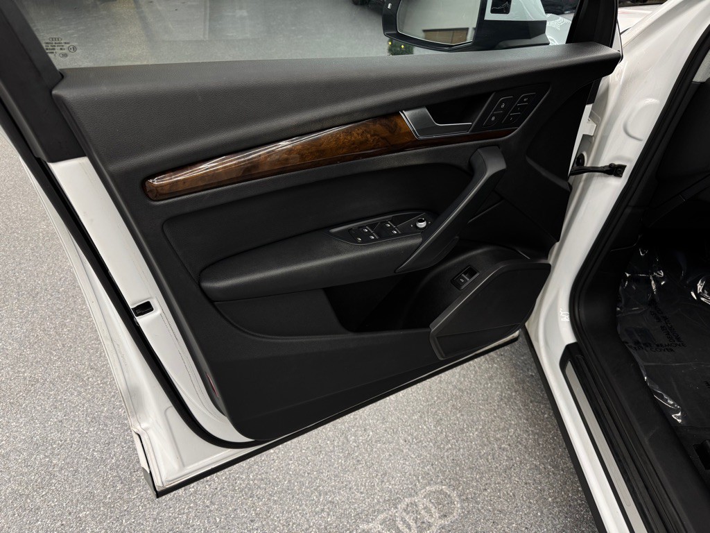 2018 Audi Q5 Image 17