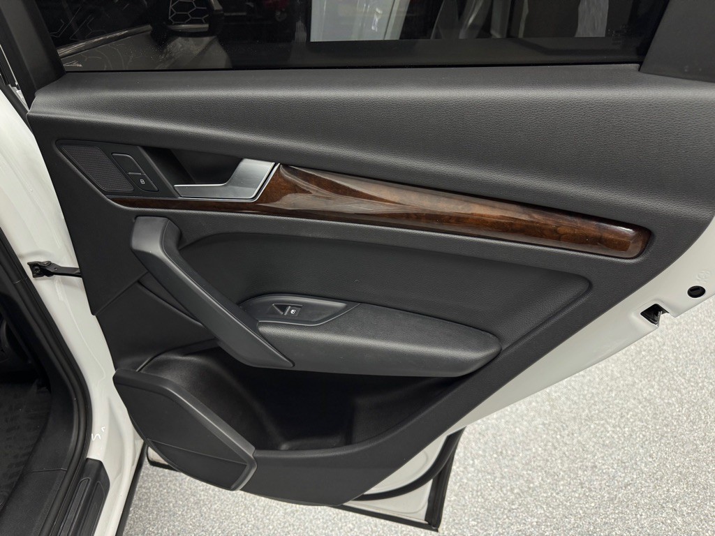 2018 Audi Q5 Image 24