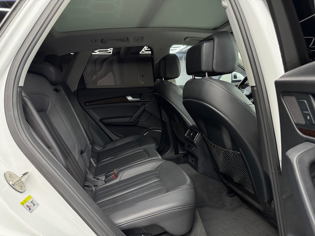 2018 Audi Q5 Image 25