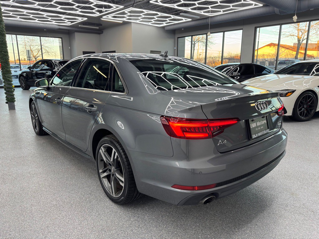 2018 Audi A4 Image 11