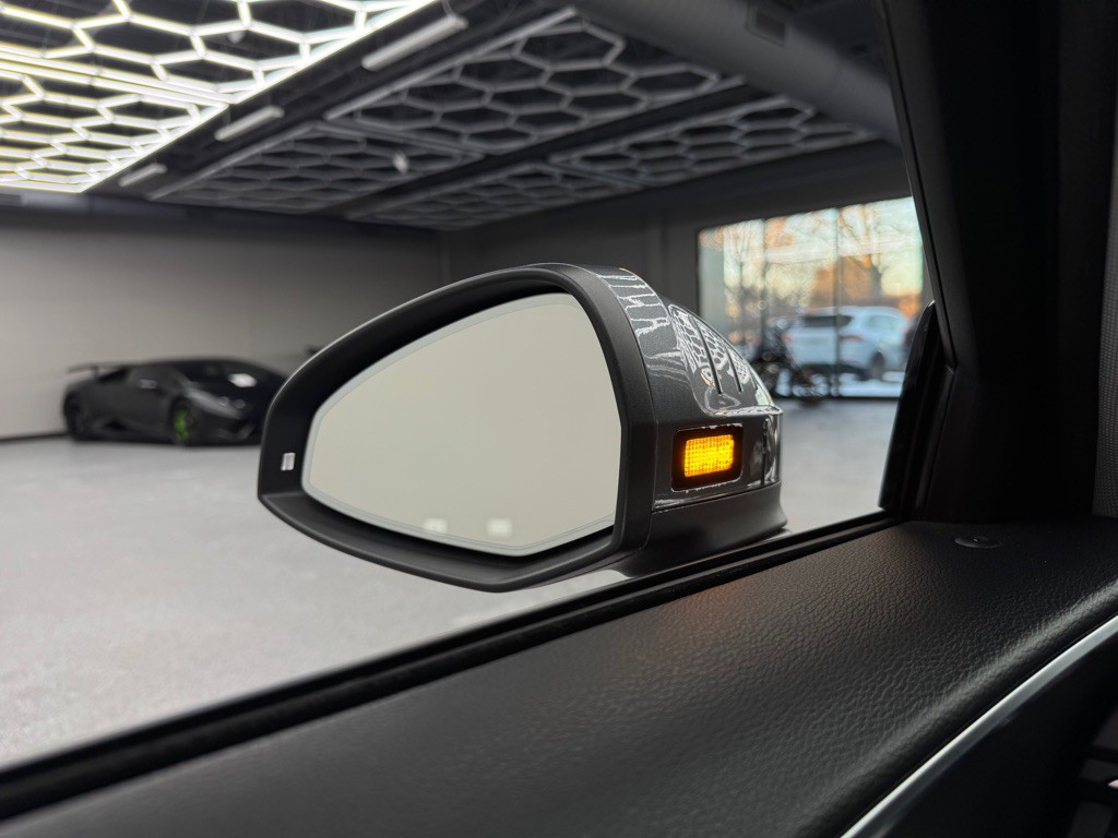 2018 Audi A4 Image 17