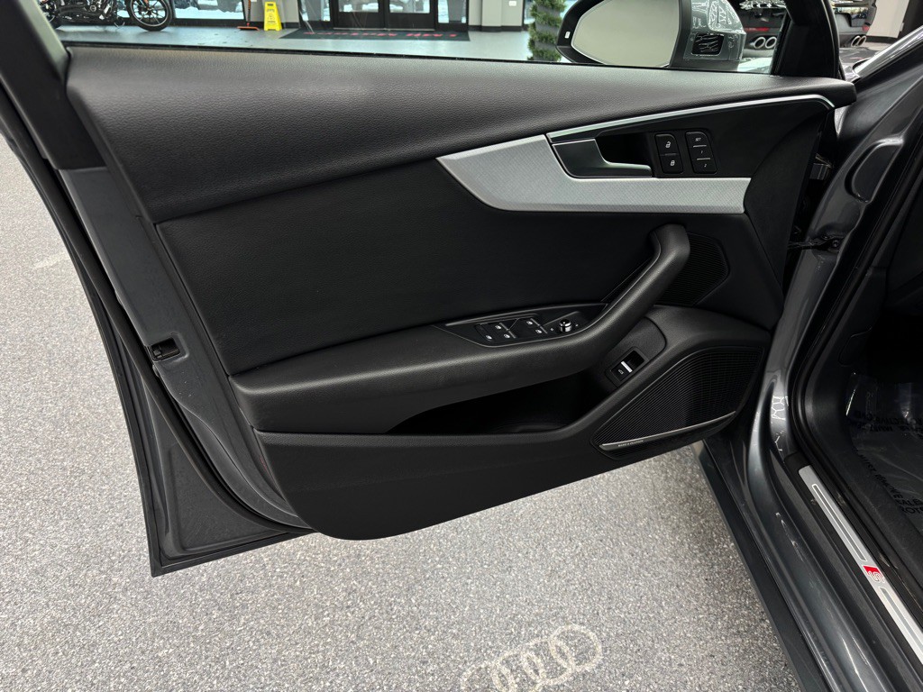 2018 Audi A4 Image 18