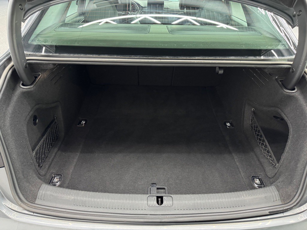 2018 Audi A4 Image 24