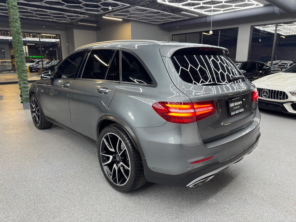 2019 Mercedes-Benz GLC-Class Image 11