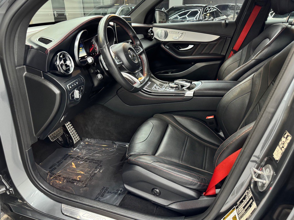 2019 Mercedes-Benz GLC-Class Image 22