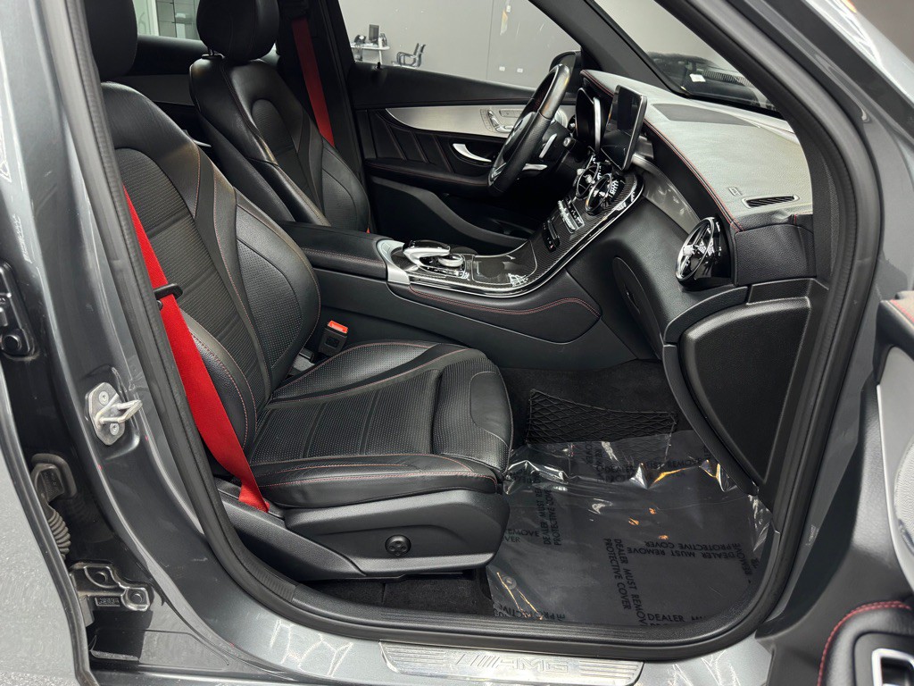 2019 Mercedes-Benz GLC-Class Image 33