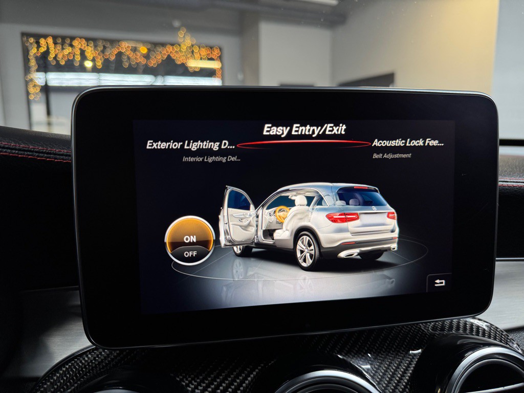 2019 Mercedes-Benz GLC-Class Image 41