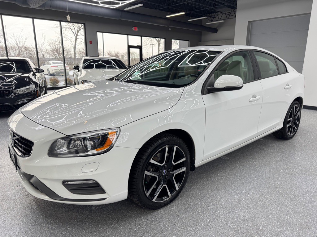 2017 Volvo S60 Image 7