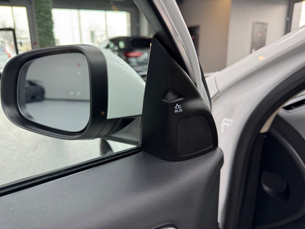 2017 Volvo S60 Image 17