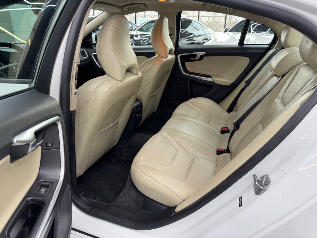 2017 Volvo S60 Image 20