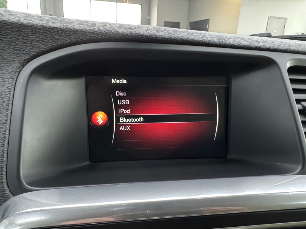 2017 Volvo S60 Image 30