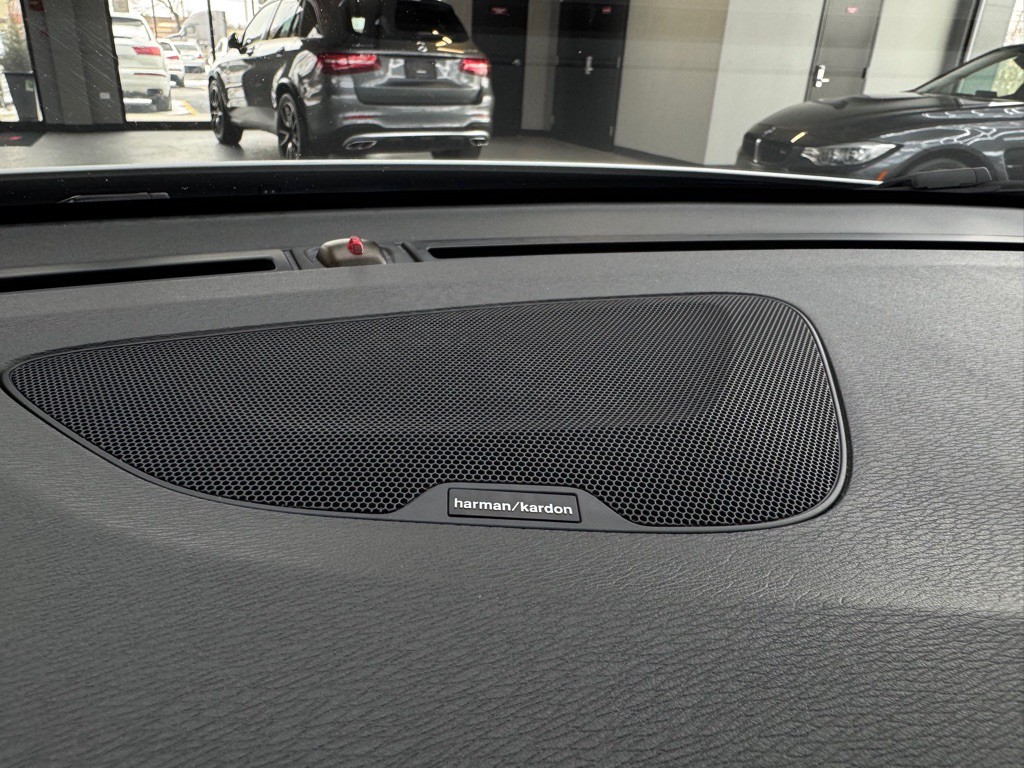 2017 Volvo S60 Image 34