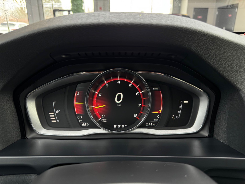 2017 Volvo S60 Image 35