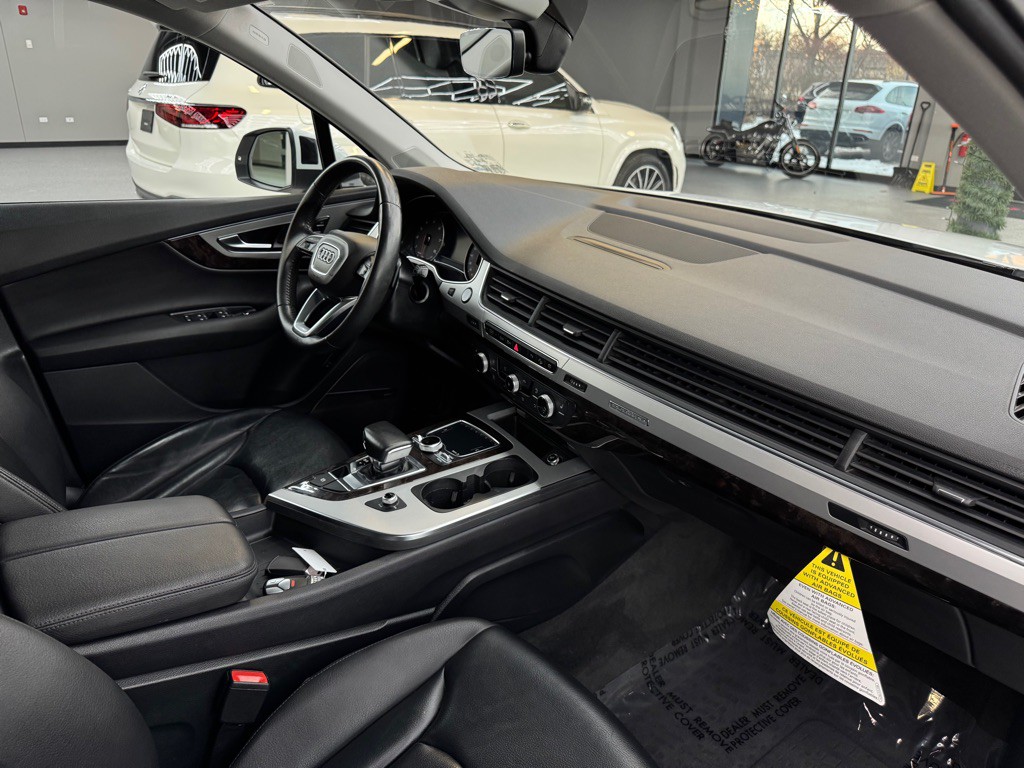 2018 Audi Q7 Image 33