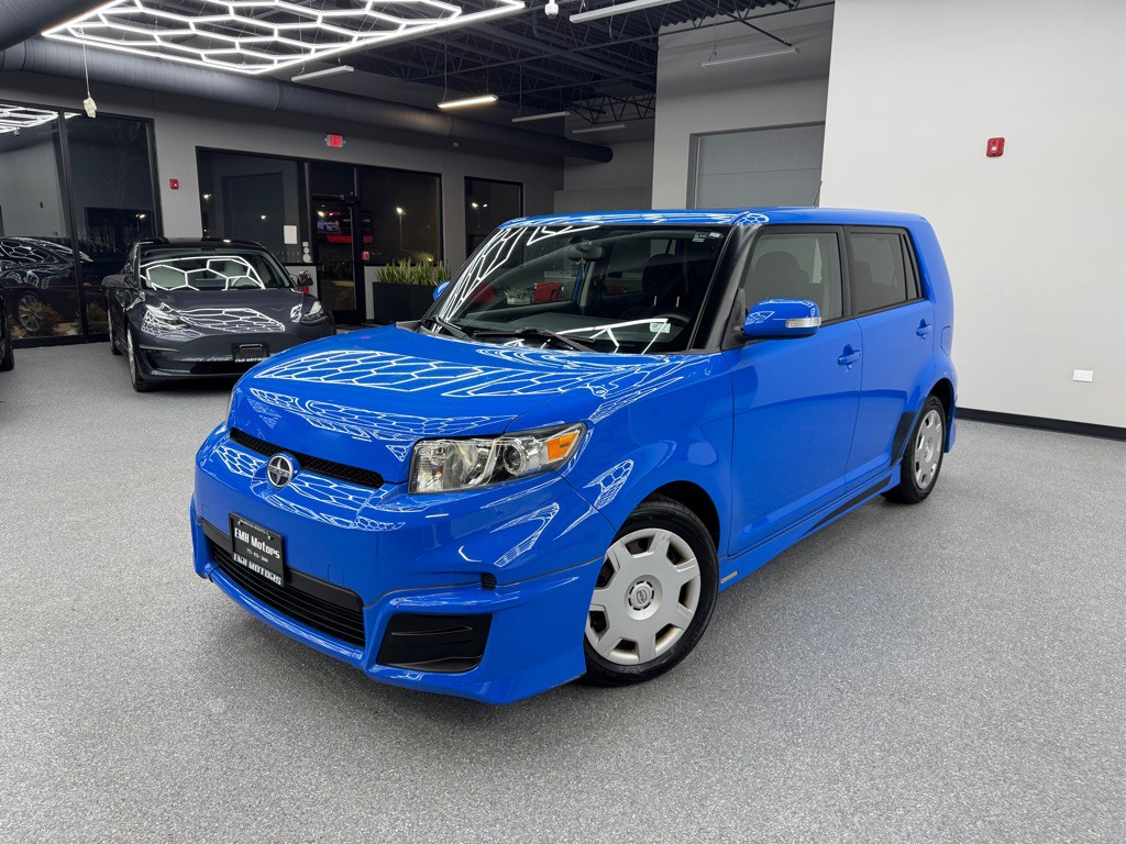 2011 Scion xB Image 5