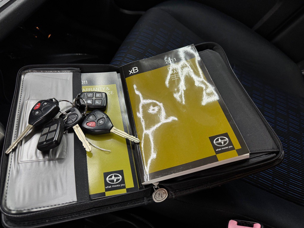 2011 Scion xB Image 31