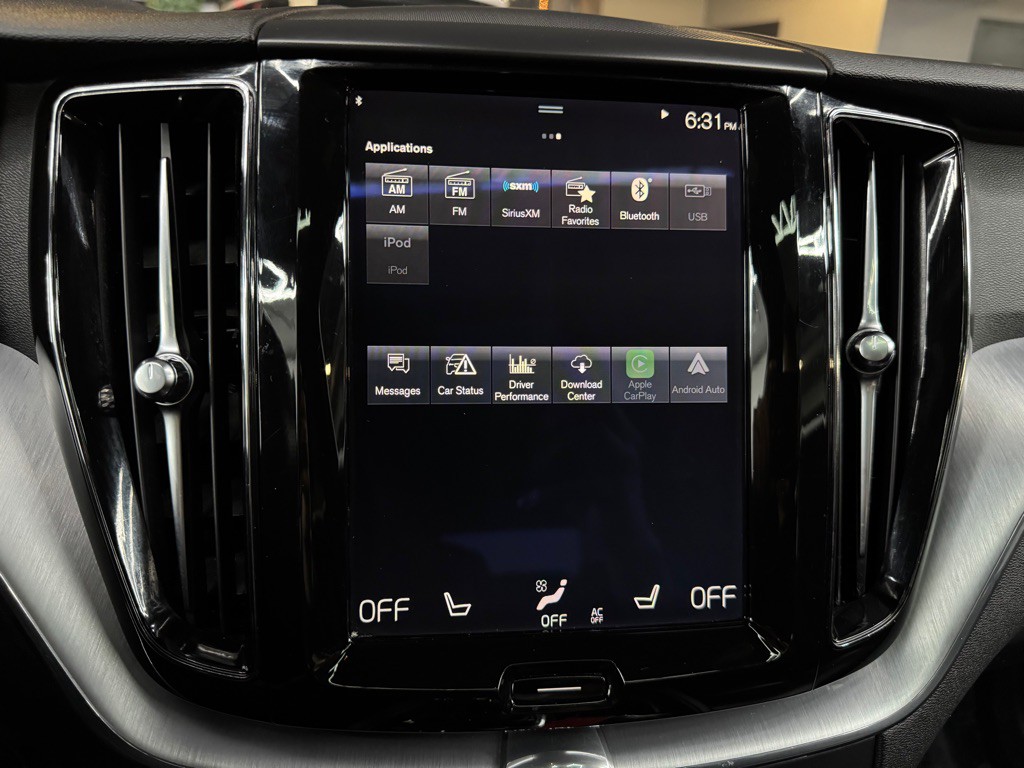 2018 Volvo XC60 Image 34