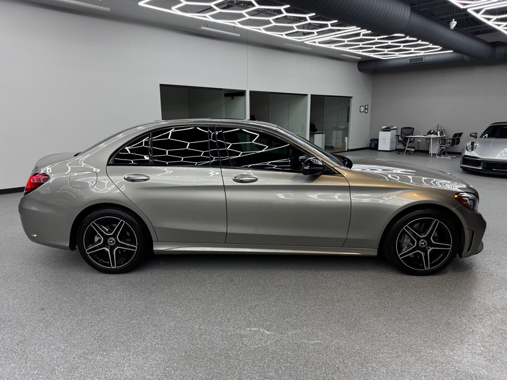 2019 Mercedes-Benz C-Class Image 17